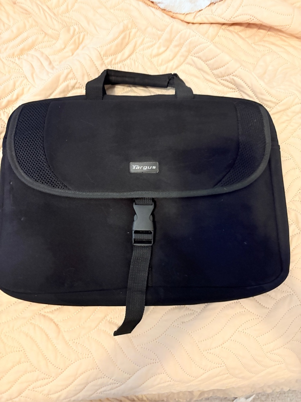 Targus Black Laptop Briefcase - Argus 15.6 laptop padded case with handles